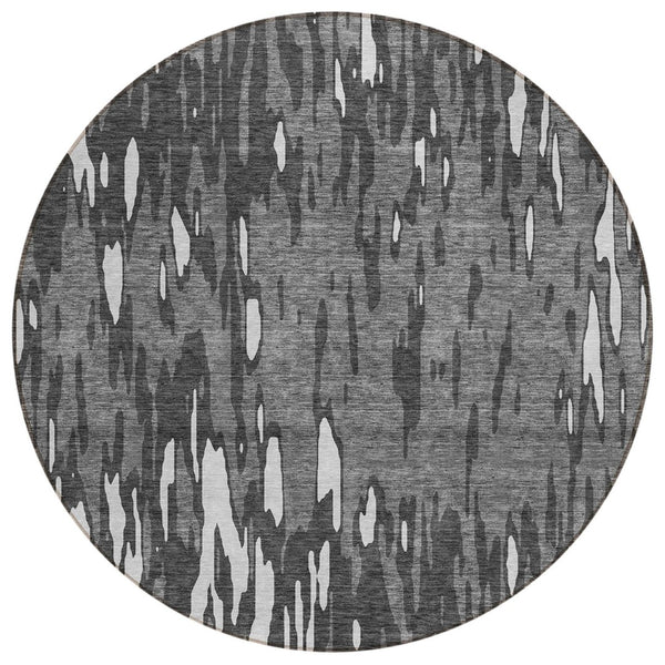 HomeRoots 5' Gray and Ivory Abstract Area Rug - Washable, Durable Design for Indoor and Outdoor Spaces 8' Round 612667