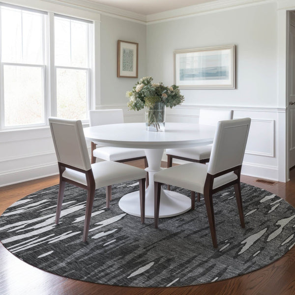 HomeRoots 5' Gray and Ivory Abstract Area Rug - Washable, Durable Design for Indoor and Outdoor Spaces 8' Round 612667