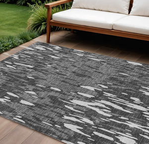 HomeRoots 5' Gray and Ivory Abstract Area Rug - Washable, Durable Design for Indoor and Outdoor Spaces 10' X 14' 612670