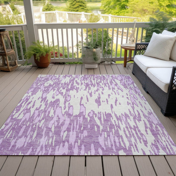 HomeRoots 5' Abstract Lavender and Ivory Washable Area Rug for Modern Indoor and Outdoor Spaces, Durable Design 5' X 8' 612678