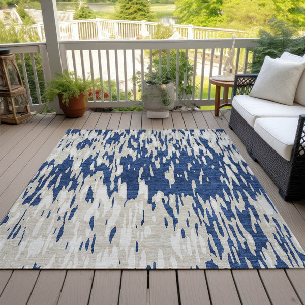HomeRoots 5' Navy Blue and Ivory Abstract Area Rug - Stylish, Washable, Indoor/Outdoor, Perfect for High-Traffic Spaces 9' X 12' 612687