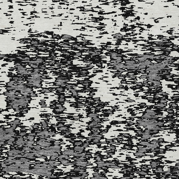 Homeroots 3' Abstract Washable Area Rug - Durable Indoor Outdoor Rectangle Rug For Stylish Spaces Black Polyester 612710