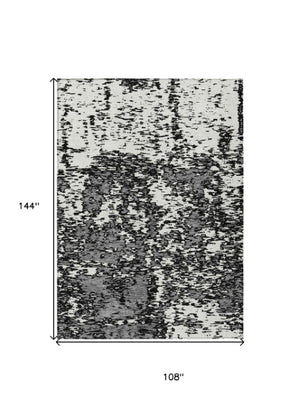 Homeroots 3' Abstract Washable Area Rug - Durable Indoor Outdoor Rectangle Rug For Stylish Spaces Black Polyester 612711
