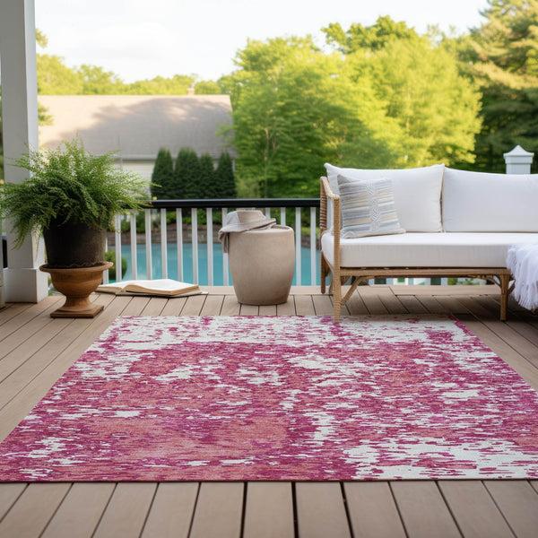 Homeroots 3' Abstract Washable Area Rug - Durable Indoor Outdoor Rectangle Rug For Stylish Spaces Blush Polyester 612713