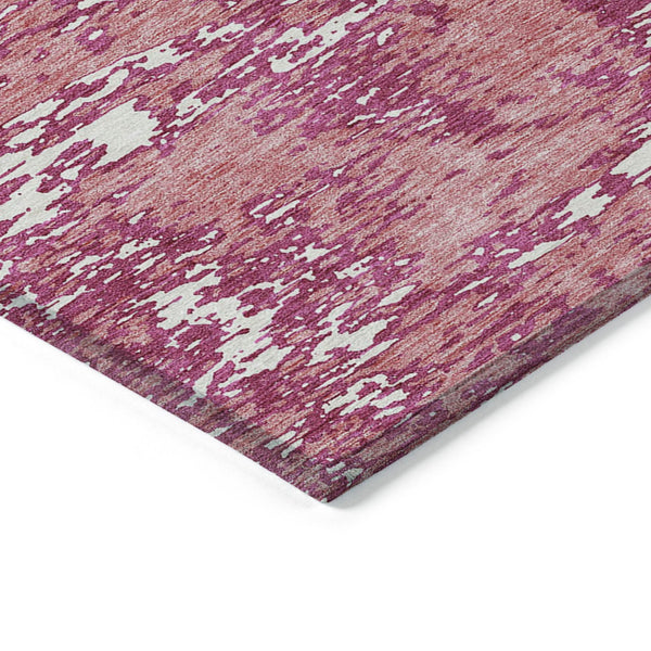 Homeroots 3' Abstract Washable Area Rug - Durable Indoor Outdoor Rectangle Rug For Stylish Spaces Blush Polyester 612718