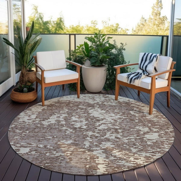Homeroots 3' Abstract Washable Area Rug - Durable Indoor Outdoor Rectangle Rug For Stylish Spaces Brown Polyester 612721