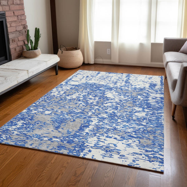 Homeroots 3' Abstract Washable Area Rug - Durable Indoor Outdoor Rectangle Rug For Stylish Spaces Blue Polyester 612729