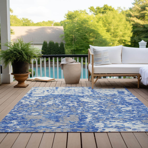 Homeroots 3' Abstract Washable Area Rug - Durable Indoor Outdoor Rectangle Rug For Stylish Spaces Blue Polyester 612729