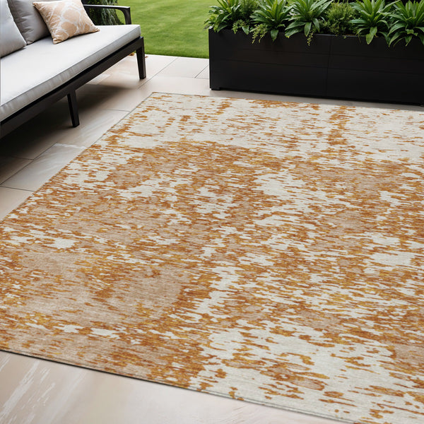 Homeroots 3' Abstract Washable Area Rug - Durable Indoor Outdoor Rectangle Rug For Stylish Spaces Copper Polyester 612732