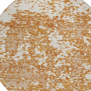 Homeroots 3' Abstract Washable Area Rug - Durable Indoor Outdoor Rectangle Rug For Stylish Spaces Copper Polyester 612733