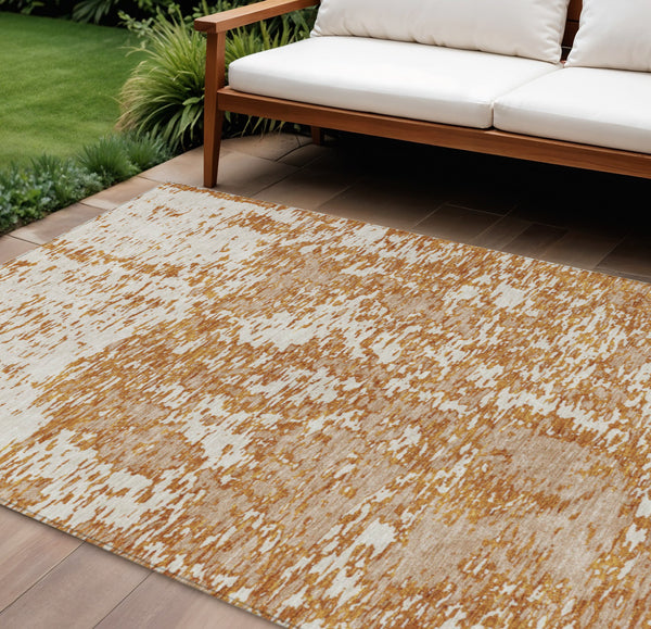 Homeroots 3' Abstract Washable Area Rug - Durable Indoor Outdoor Rectangle Rug For Stylish Spaces Copper Polyester 612735