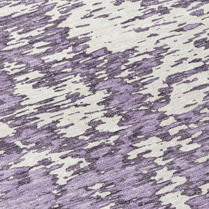 Homeroots 3' Abstract Washable Area Rug - Durable Indoor Outdoor Rectangle Rug For Stylish Spaces Lavender Polyester 612757