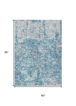 Homeroots 3' Abstract Washable Area Rug - Durable Indoor Outdoor Rectangle Rug For Stylish Spaces Teal Blue Polyester 612768