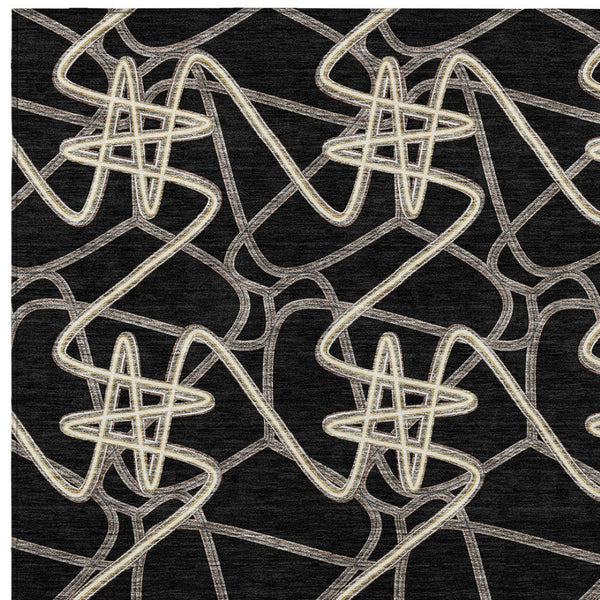 Homeroots 3' Stylish Geometric Washable Area Rug For Indoor And Outdoor Spaces - Durable & Easy To Clean! Black Polyester 612790