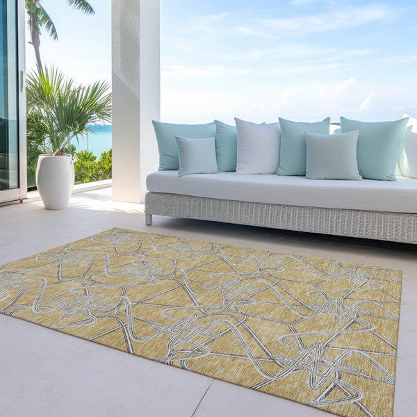 Homeroots 3' Stylish Geometric Washable Area Rug For Indoor And Outdoor Spaces - Durable & Easy To Clean! Gold Polyester 612798