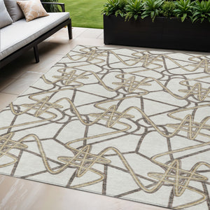 Homeroots 3' Stylish Geometric Washable Area Rug For Indoor And Outdoor Spaces - Durable & Easy To Clean! Ivory Polyester 612810