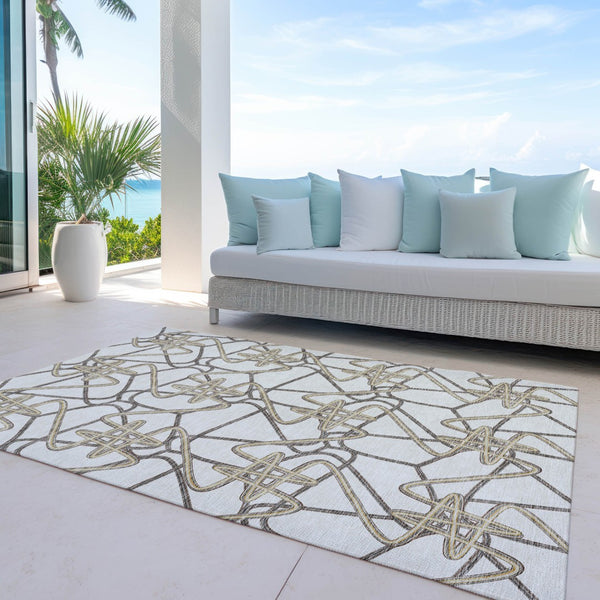 Homeroots 3' Stylish Geometric Washable Area Rug For Indoor And Outdoor Spaces - Durable & Easy To Clean! Ivory Polyester 612814
