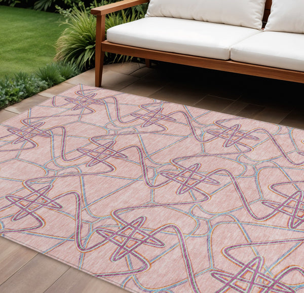 Homeroots 3' Stylish Geometric Washable Area Rug For Indoor And Outdoor Spaces - Durable & Easy To Clean! Pink Polyester 612820