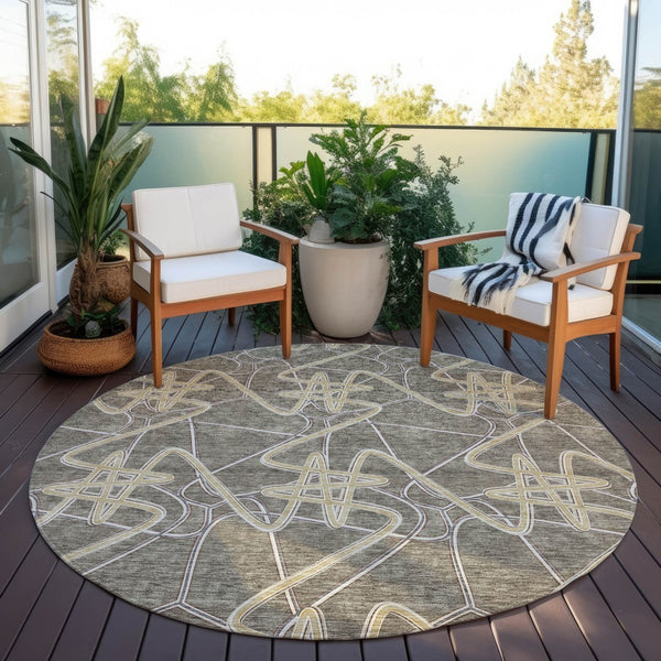 Homeroots 3' Stylish Geometric Washable Area Rug For Indoor And Outdoor Spaces - Durable & Easy To Clean! Taupe Polyester 612829