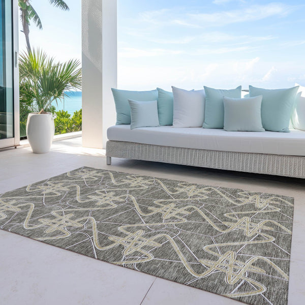 Homeroots 3' Stylish Geometric Washable Area Rug For Indoor And Outdoor Spaces - Durable & Easy To Clean! Taupe Polyester 612830