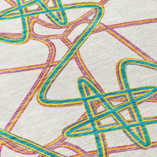 Homeroots 3' Stylish Geometric Washable Area Rug For Indoor And Outdoor Spaces - Durable & Easy To Clean! White Polyester 612841