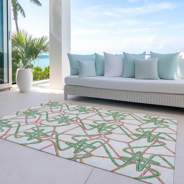 Homeroots 3' Stylish Geometric Washable Area Rug For Indoor And Outdoor Spaces - Durable & Easy To Clean! White Polyester 612842