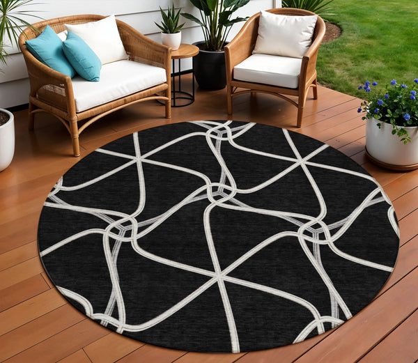 Homeroots 3' X 5' Stylish Geometric Washable Area Rug For Indoor And Outdoor Spaces – Durable & Versatile Black Polyester 612853