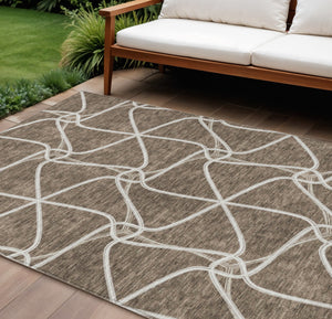 Homeroots 3' X 5' Stylish Geometric Washable Area Rug For Indoor And Outdoor Spaces – Durable & Versatile Brown Polyester 612862