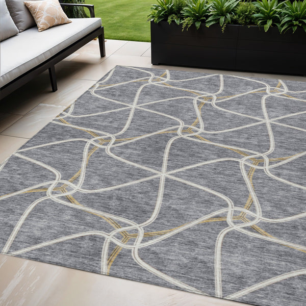 Homeroots 3' X 5' Stylish Geometric Washable Area Rug For Indoor And Outdoor Spaces – Durable & Versatile Gray Polyester 612876