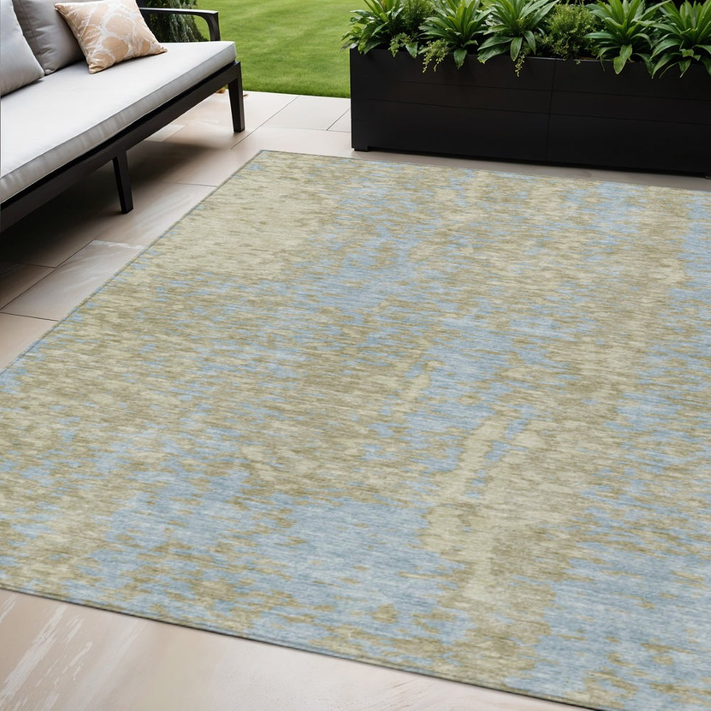 HomeRoots 5' Washable Beige and Blue Abstract Area Rug – Perfect for Indoor and Outdoor High-Traffic Spaces 5' X 8' 612912
