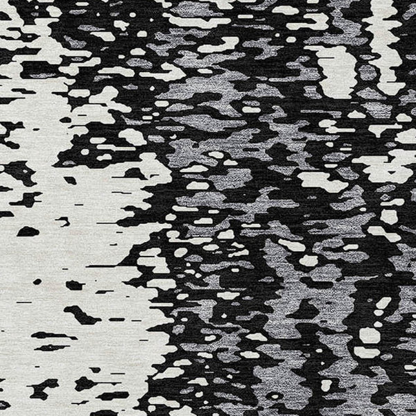 Homeroots 3' Abstract Washable Indoor Outdoor Rug - Durable, Stain Resistant, Versatile For Any Space! Black Polyester 612921