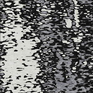 Homeroots 3' Abstract Washable Indoor Outdoor Rug - Durable, Stain Resistant, Versatile For Any Space! Black Polyester 612922