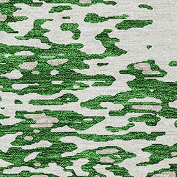Homeroots 3' Abstract Washable Indoor Outdoor Rug - Durable, Stain Resistant, Versatile For Any Space! Emerald Polyester 612936