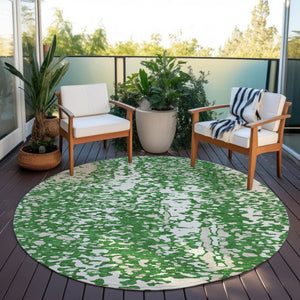 Homeroots 3' Abstract Washable Indoor Outdoor Rug - Durable, Stain Resistant, Versatile For Any Space! Emerald Polyester 612937