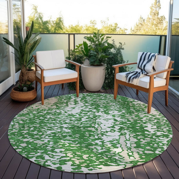 Homeroots 3' Abstract Washable Indoor Outdoor Rug - Durable, Stain Resistant, Versatile For Any Space! Emerald Polyester 612937