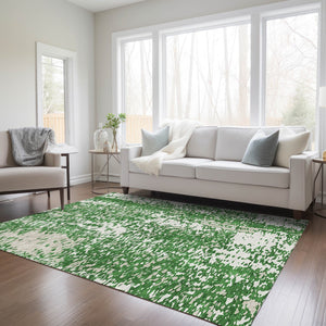 Homeroots 3' Abstract Washable Indoor Outdoor Rug - Durable, Stain Resistant, Versatile For Any Space! Emerald Polyester 612938