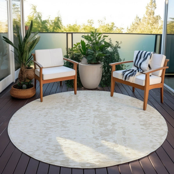 Homeroots 3' Abstract Washable Indoor Outdoor Rug - Durable, Stain Resistant, Versatile For Any Space! Ivory Polyester 612949