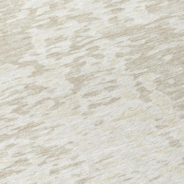 Homeroots 3' Abstract Washable Indoor Outdoor Rug - Durable, Stain Resistant, Versatile For Any Space! Ivory Polyester 612949