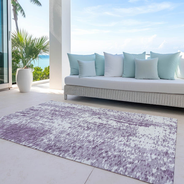 Homeroots 3' Abstract Washable Indoor Outdoor Rug - Durable, Stain Resistant, Versatile For Any Space! Lavender Polyester 612953