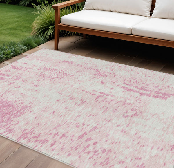 Homeroots 3' Abstract Washable Indoor Outdoor Rug - Durable, Stain Resistant, Versatile For Any Space! Pink Polyester 612963