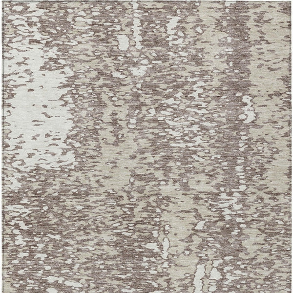 Homeroots 3' Abstract Washable Indoor Outdoor Rug - Durable, Stain Resistant, Versatile For Any Space! Taupe Polyester 612968