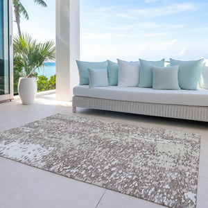 Homeroots 3' Abstract Washable Indoor Outdoor Rug - Durable, Stain Resistant, Versatile For Any Space! Taupe Polyester 612970