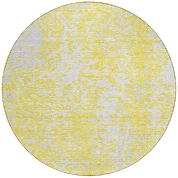Homeroots 3' Abstract Washable Indoor Outdoor Rug - Durable, Stain Resistant, Versatile For Any Space! Yellow Polyester 612973