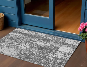Homeroots 3' Abstract Washable Indoor Outdoor Rug - Durable, Stain Resistant, Versatile For Any Space! Charcoal Polyester 612977