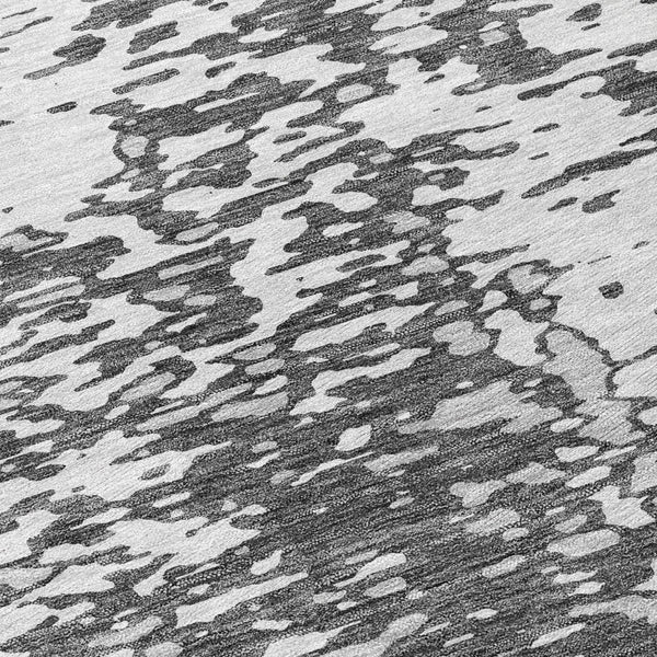 Homeroots 3' Abstract Washable Indoor Outdoor Rug - Durable, Stain Resistant, Versatile For Any Space! Charcoal Polyester 612979