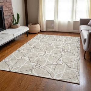Homeroots 3' Geometric Washable Area Rug For Indoor & Outdoor Use - Stylish & Durable For High Traffic Areas Beige Polyester 612983