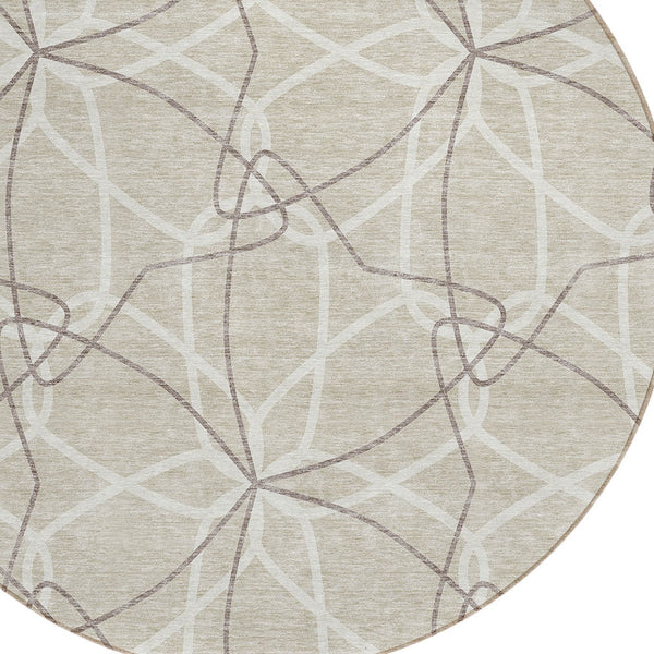Homeroots 3' Geometric Washable Area Rug For Indoor & Outdoor Use - Stylish & Durable For High Traffic Areas Beige Polyester 612985