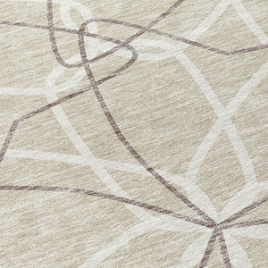 Homeroots 3' Geometric Washable Area Rug For Indoor & Outdoor Use - Stylish & Durable For High Traffic Areas Beige Polyester 612985