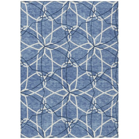 Homeroots 3' Geometric Washable Area Rug For Indoor & Outdoor Use - Stylish & Durable For High Traffic Areas Denim Blue Polyester 613000
