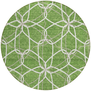 Homeroots 3' Geometric Washable Area Rug For Indoor & Outdoor Use - Stylish & Durable For High Traffic Areas Green Polyester 613003